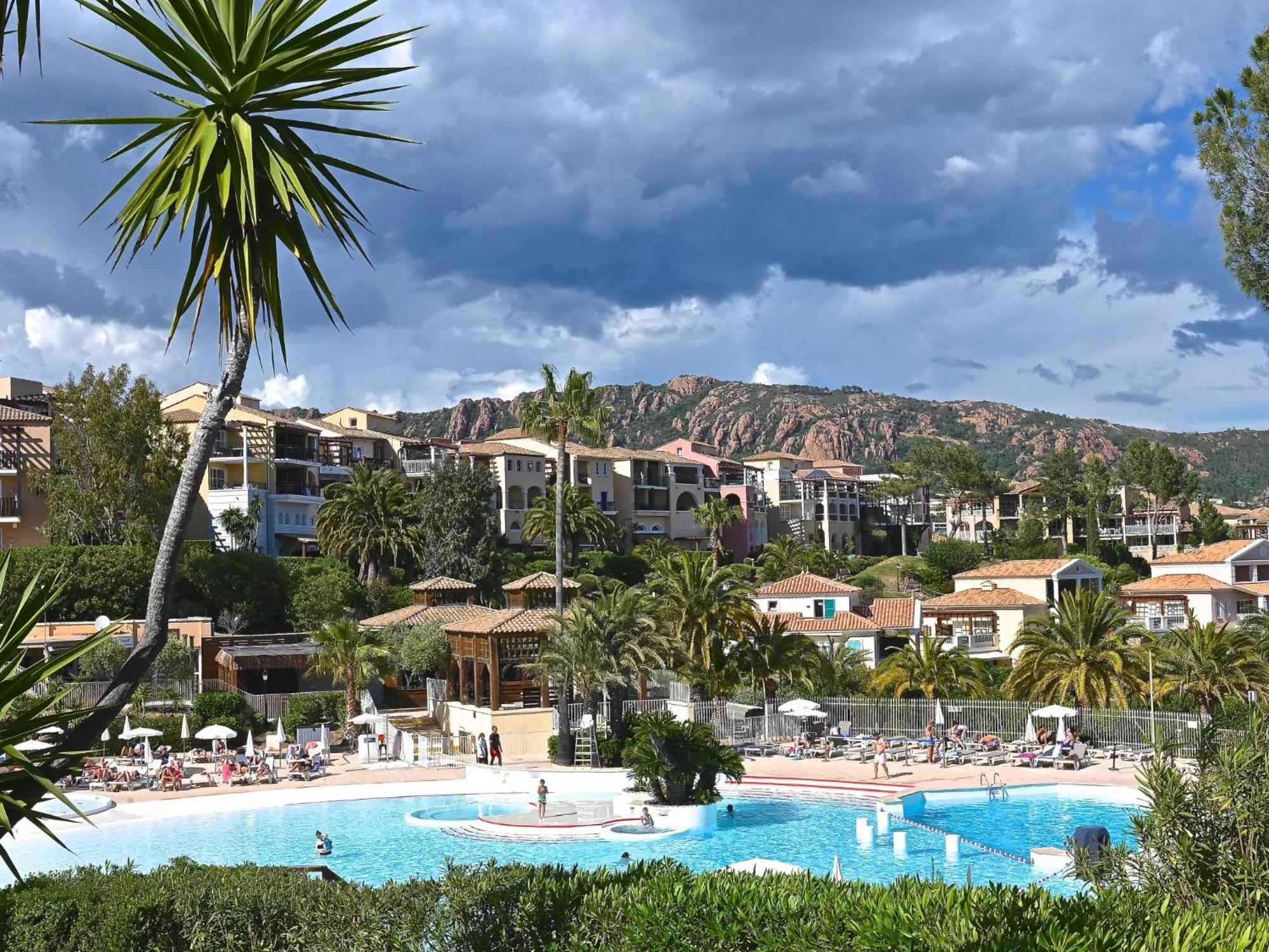 Apartment Village Cap Esterel - L'Esquinade-32 By Interhome Saint-Raphaël Екстериор снимка